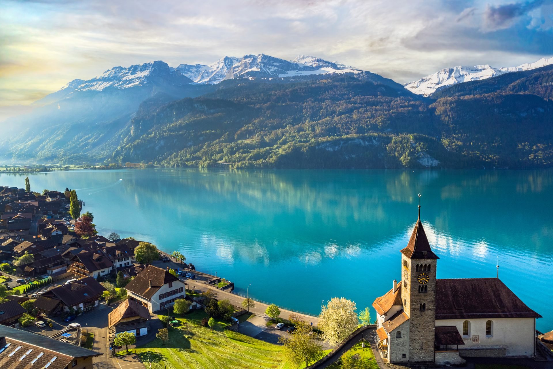 Brienz ริม Lake Brienz