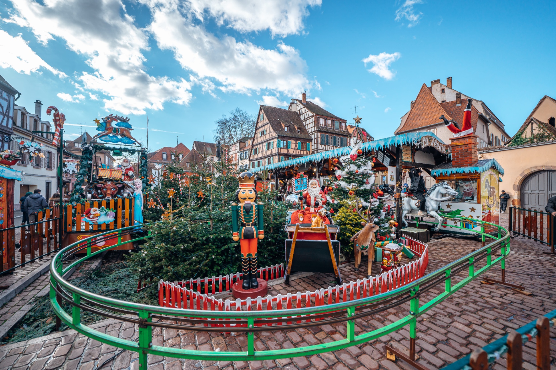 ตลาดคริสต์มาสในย่านเมืองเก่า Colmar