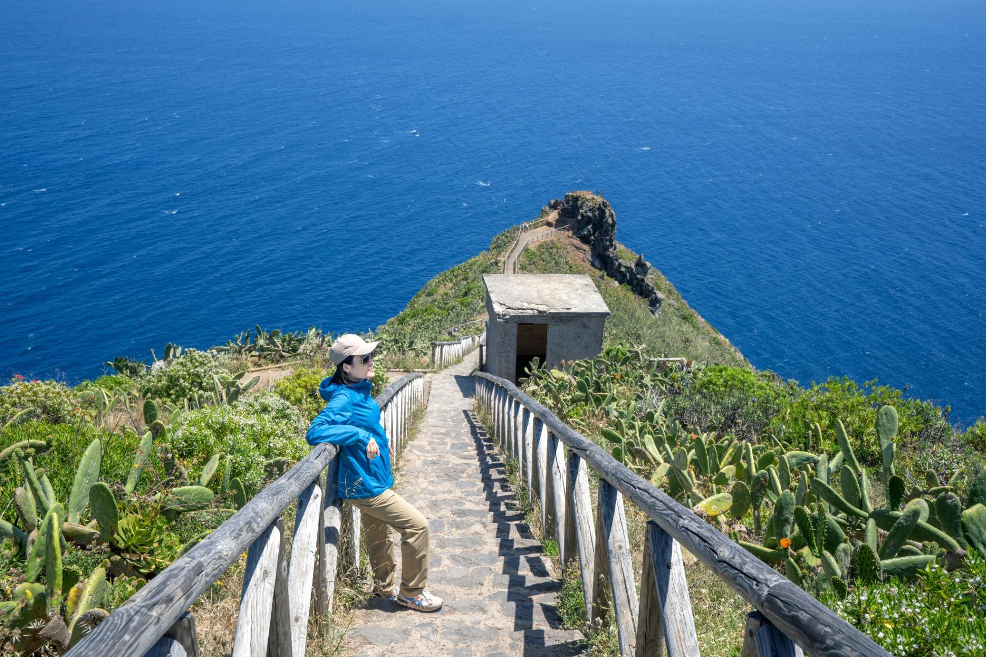 Ponta do Garajau _ Cristo Rei Viewpoint