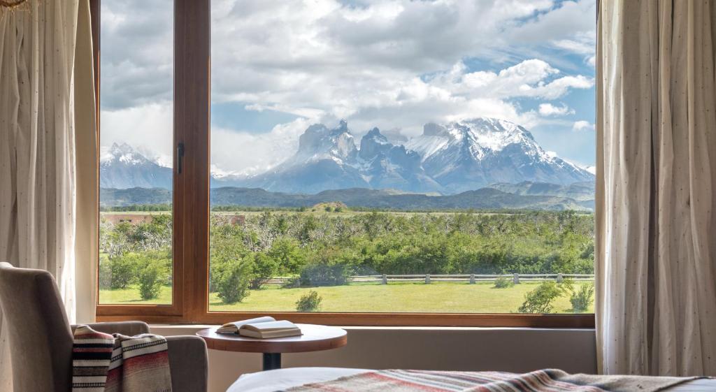  Day 8: El Calafate - Puerto Natales - Torres del Paine