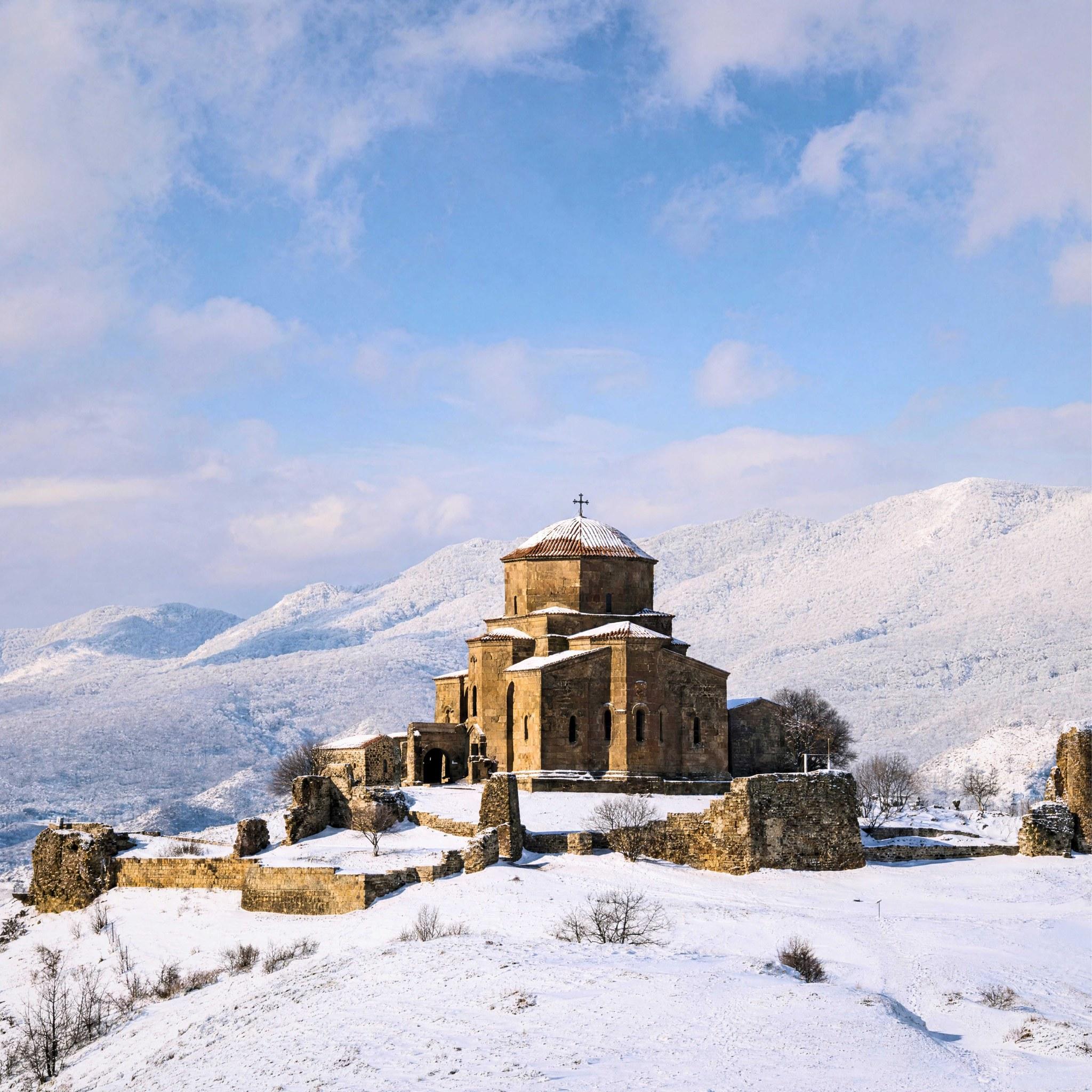 DAY 5 | KAZBEGI – MTSKHETA – TBILISI  NEW YEAR GALA DINNER & COUNTDOWN 