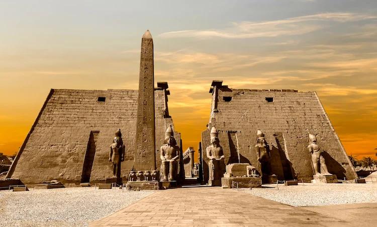 Luxor temple 2